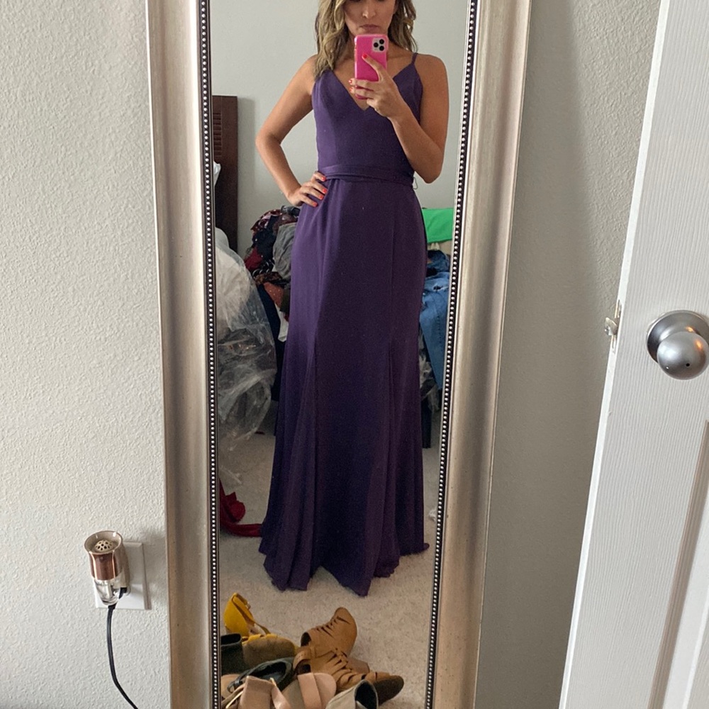 Beautiful purple bridesmaid dress worn once. Size 2. I’m 5’1”. 104Lbs.